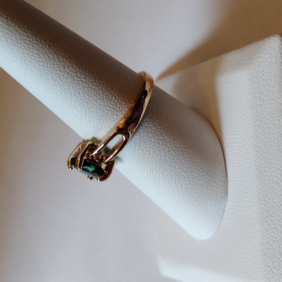 SOLD!!NWT Beautiful Boho Gold w Deep Green Diopside 8 Ring!! - Picture 3 of 5